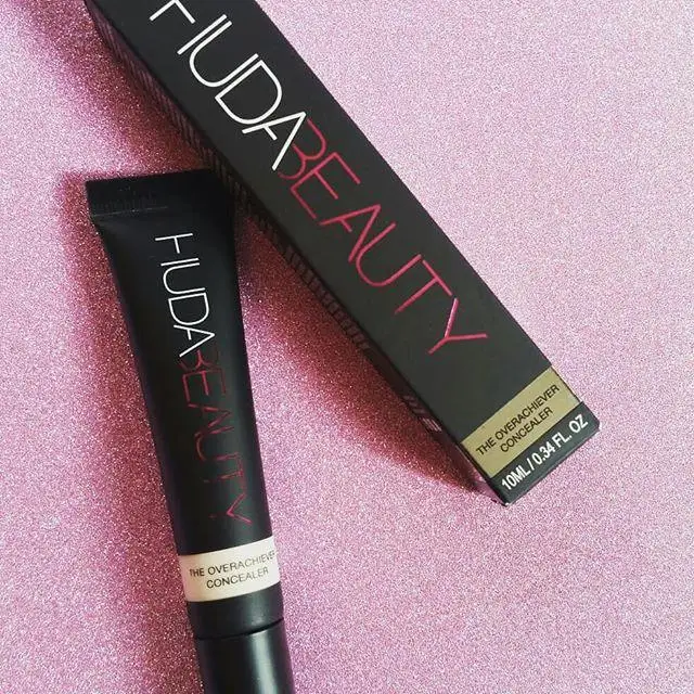 

VV HUDA Concealer Liquid Foundation Overachiever Concealer