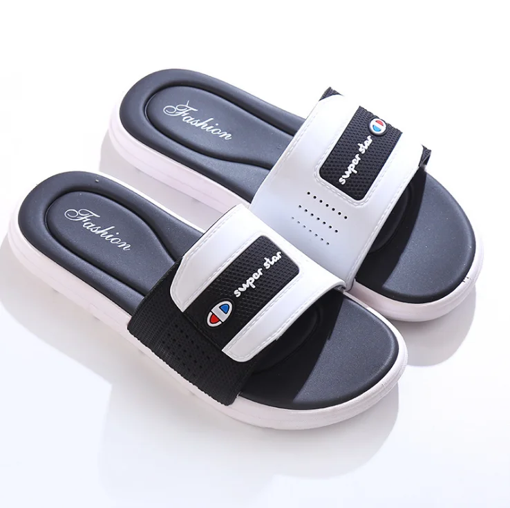 

2020 new slippers male summer tide fashion wild wear outdoor beach sandals and slippers home indoor slippers