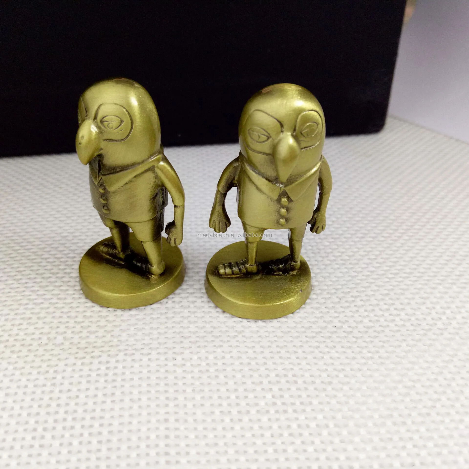Gold plated 3d small metal sculpture art stainless steel for home decoration
