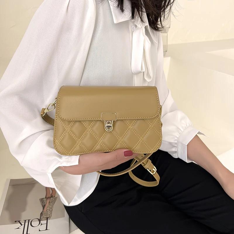 

Bag lady 2022 autumn/winter new tide net red French one-shoulder handbag cross bag solid color fashion small square bag lady, As show or custom you like color