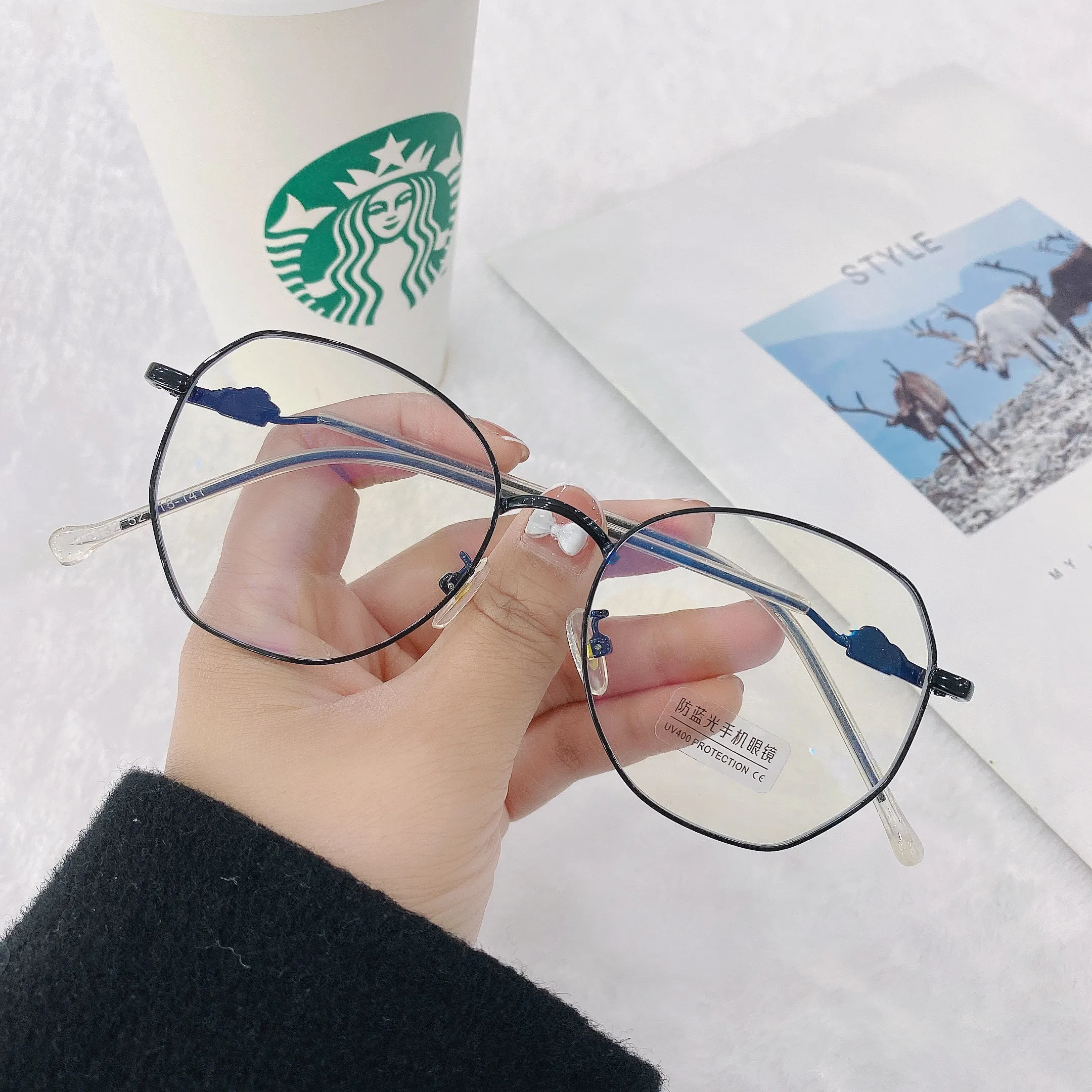 

2021 new blue blocking fashion glasses anti blue light polygonal frame glasses