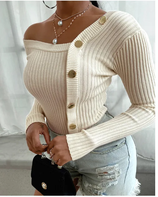 

European and American autumn and winter new women fashion stitching button threaded top