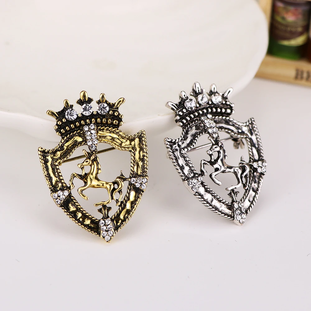 

New Vintage Rhinestone Small Crown Prancing Brooch for Mens Suit Corsage Horse Lapel Pin Badge Clothing & Accessories