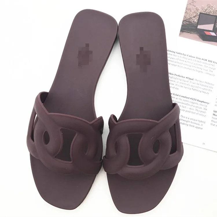 
2020 Wholesaler girls summer beach flat jelly shoes female flat slippers H ins open toe flat slippers one-piece chic for women 