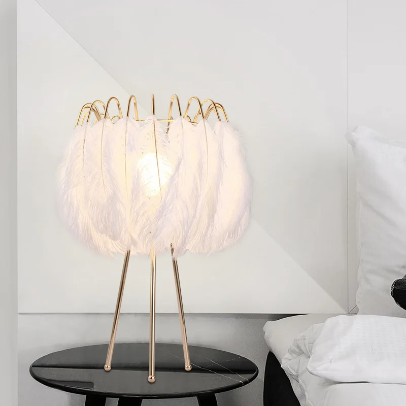 Hot selling  white feather  living room lighting  led desk light reading lampara de mesa bedside table lamp