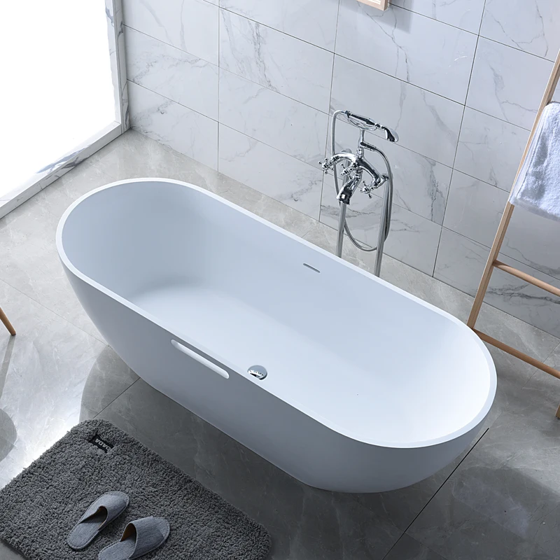 椭圆形独立式固体表面哑光白色 2 人浴缸