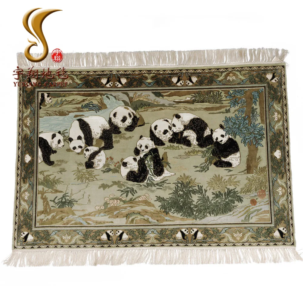 

Top Quality 61x91 cm Chinese National Treasure Panda Eating Bamboo Leaves Hand Woven Made Silk Wall Tapestry for Home Decor