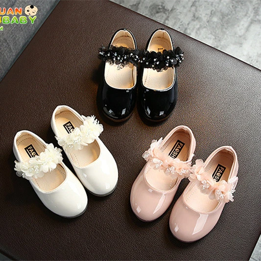 

Girls Soft Soled Princess Kids ballerina student bowknot Autumn Children leather shoes for Dance Wedding Party, Picture shows