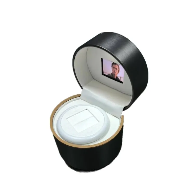 Luxury Rotating wrapping leather cylinder for ring displaying