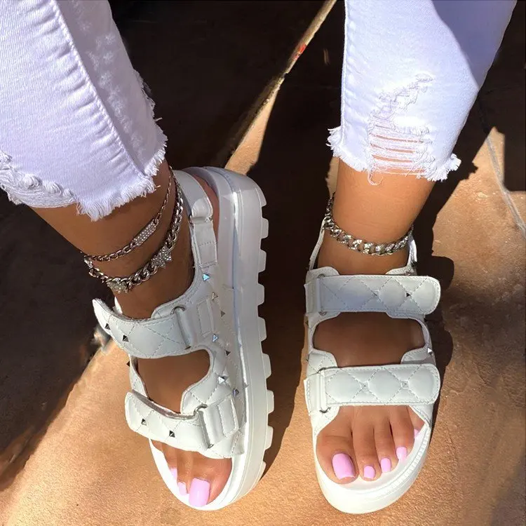 

Studded platform summer fashion women shoes hook and loop fastener peep toe lady sandals chunky sole quilted footwear