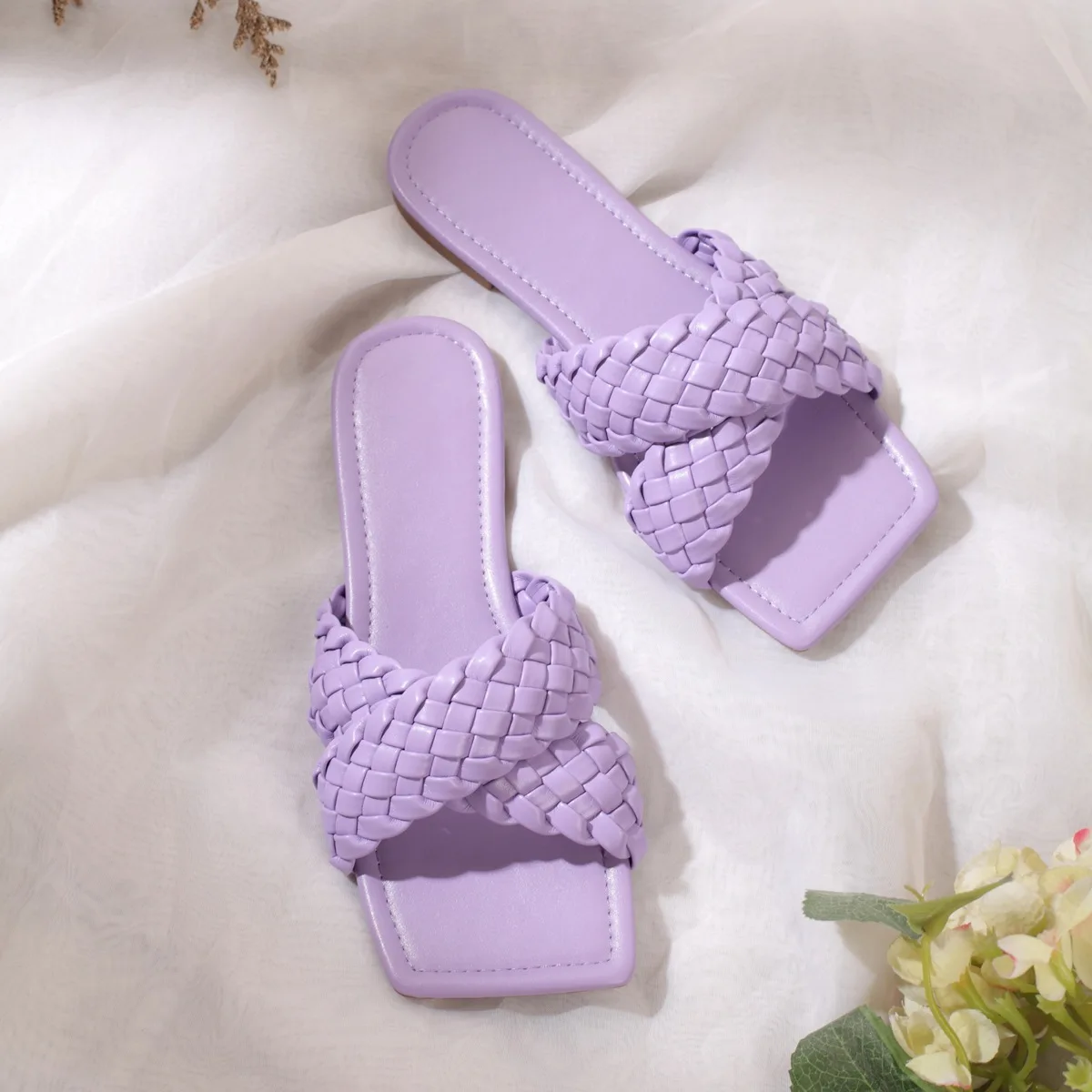 

Dropshipping Women Woven Slippers Sandals Square Toe Flat Slippers European And American Large Size 36-42