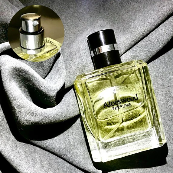 

Factory Made Wholesale Custom Empty Crystal Perfume Glass Bottle 100Ml