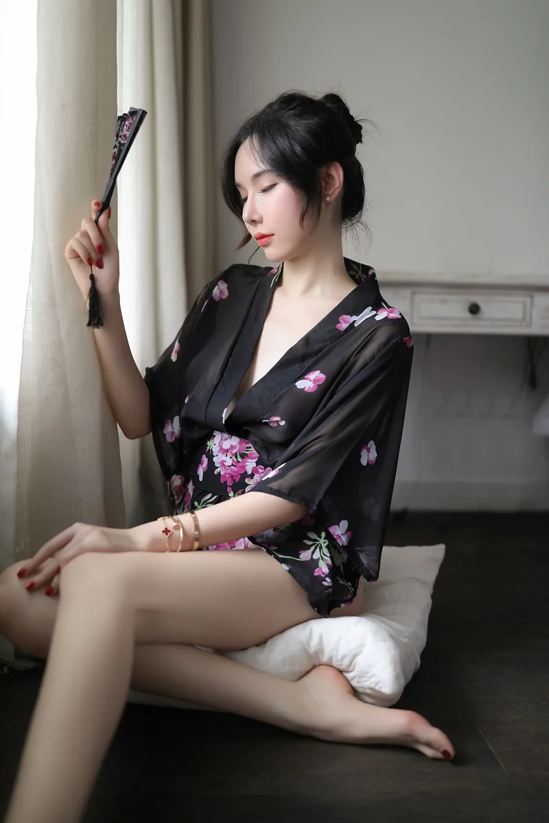 Kadin Geleneksel Japon Kimono Tarzi Bornoz Yukata Kostumleri Pijama Buy Seksi Galerileri Kizlar Mini Etek Mini Elbise Okul Kadin Kostumu Ekose Mini Etek Bayanlar Seksi Seffaf Gecelikler Product On Alibaba Com