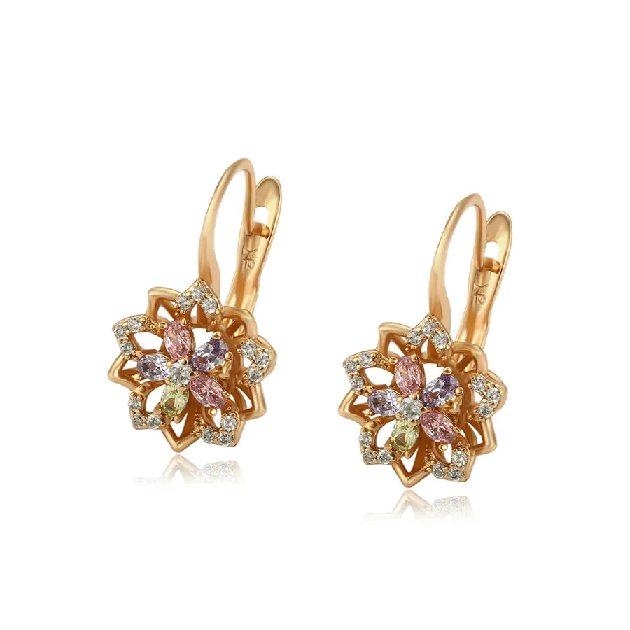 

A00677592 Xuping Jewelry Elegant and Gorgeous 18K Gold Environment-friendly Copper Synthetic CZ Ladies Earrings