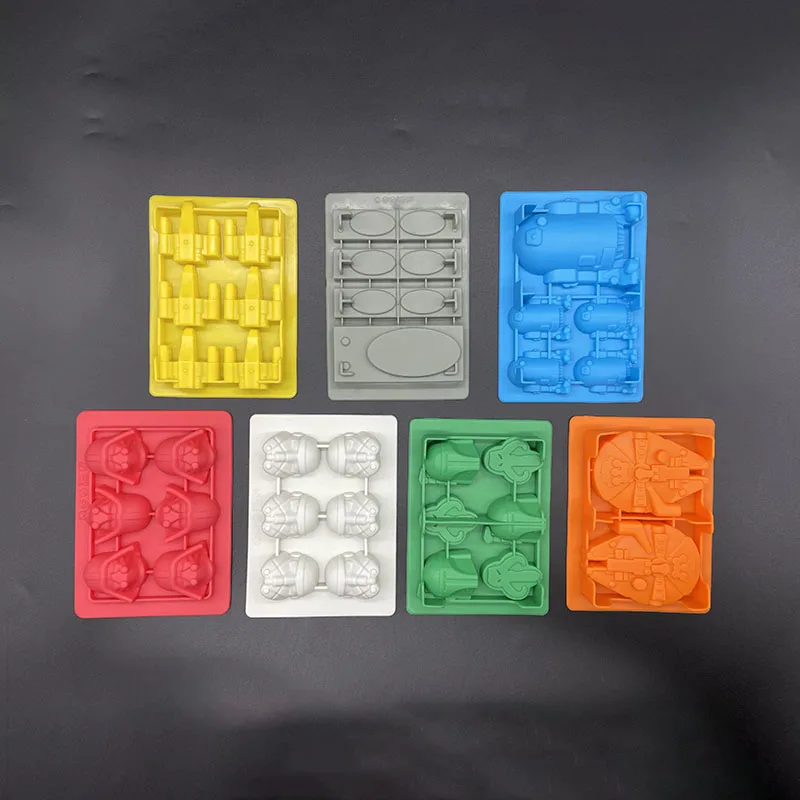 

Amazon Hot Sell Set Of 7 Pcs Star Wars Silicone Mold For Cake Chocolate Ice Cube Decorating