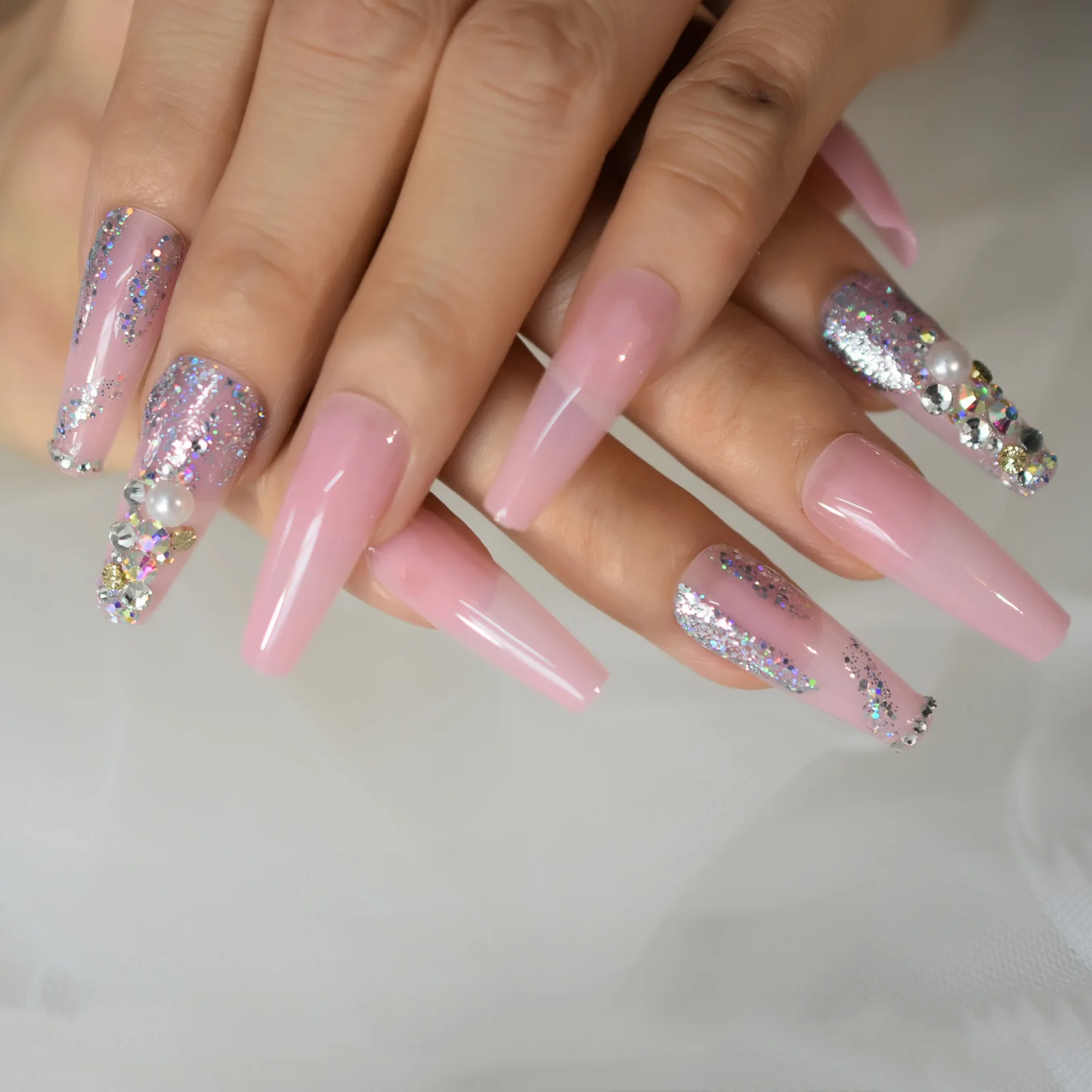 

24pcs Pink False Nail Rhinestone Pearl Decoration Long Ballet Nail Glitter Wearable Artificial Fingernails Press On Nails