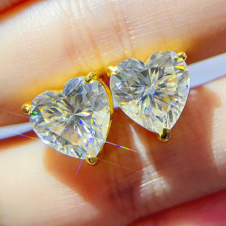 

Fashion hip hop pass diamond tester vvs moissanite 925 sterling silver jewelry heart shape moissanite stud earrings
