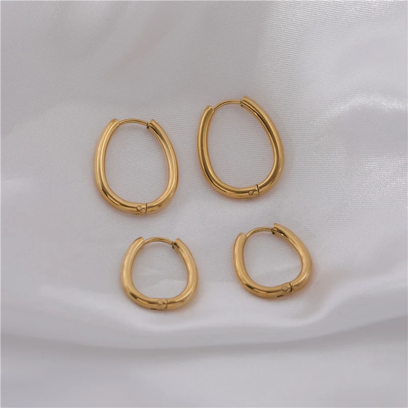 

High End PVD 18K Gold Plated Irregular Goose Egg Shape Huggie Earrings Stainless Steel Jewelry Wholesale