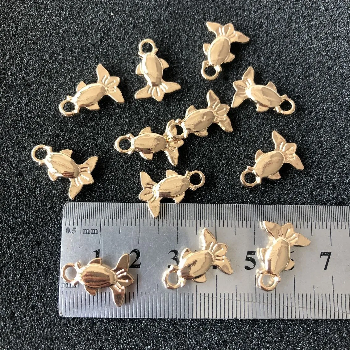 

golden fish metal alloy charms for bracelets necklace various gold metal alloy charms custom logo metal charms, As picture