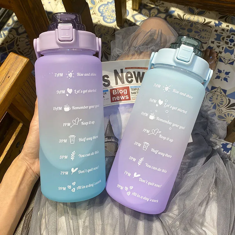 

Summer Men And Women Portable 2000Ml Super Large Capacity Plastic Motivational Gallon Water Bottle