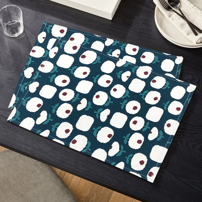 

Wrinkle Free Square Cloth Placemats Cotton Soft & Comfortable Dinner Placemats.Wholesale Custom Printed Linen Fabric Placemats