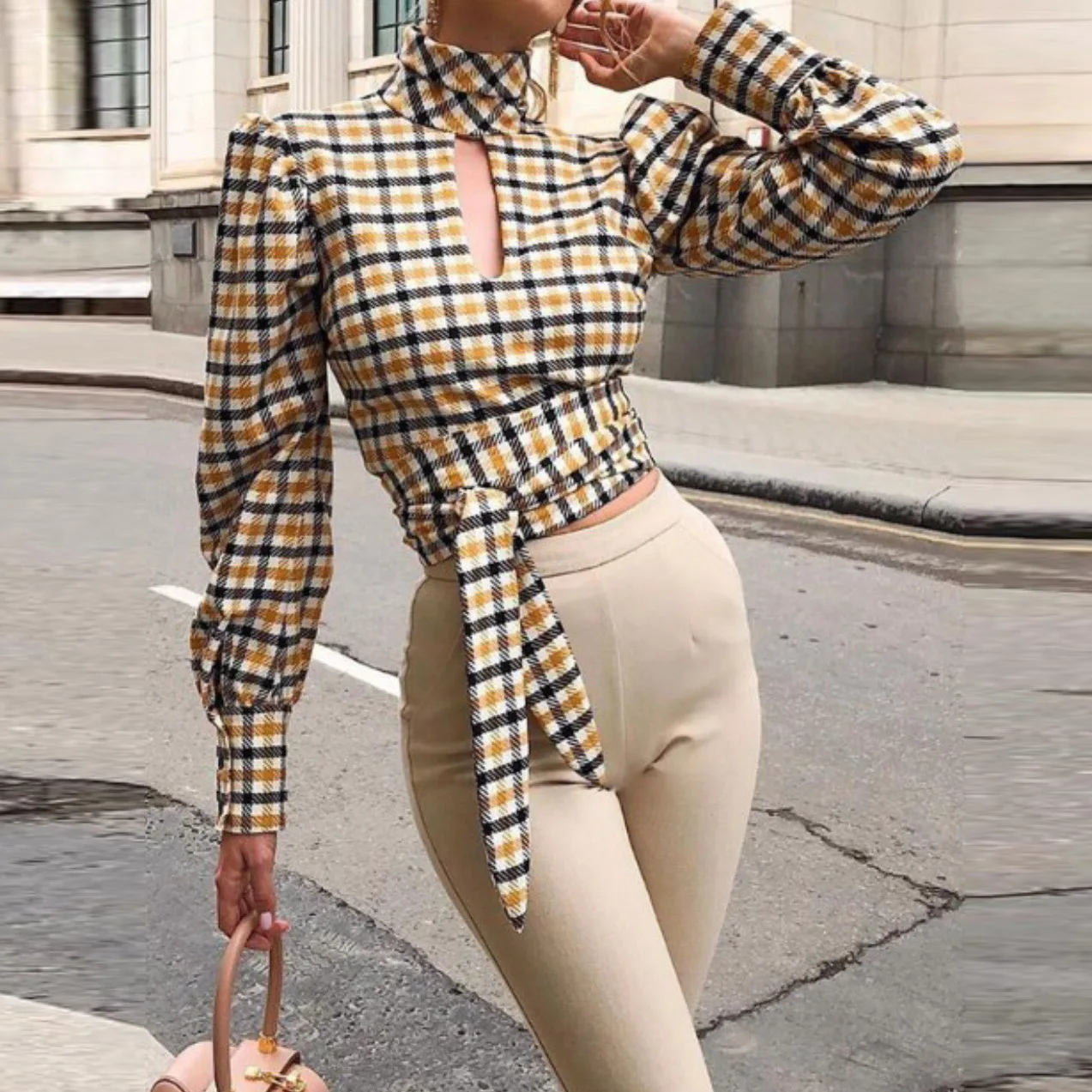 

2020 New Arrival Women Turtleneck Sexy Top Lady Long Sleeve Backless Plaid Blouses