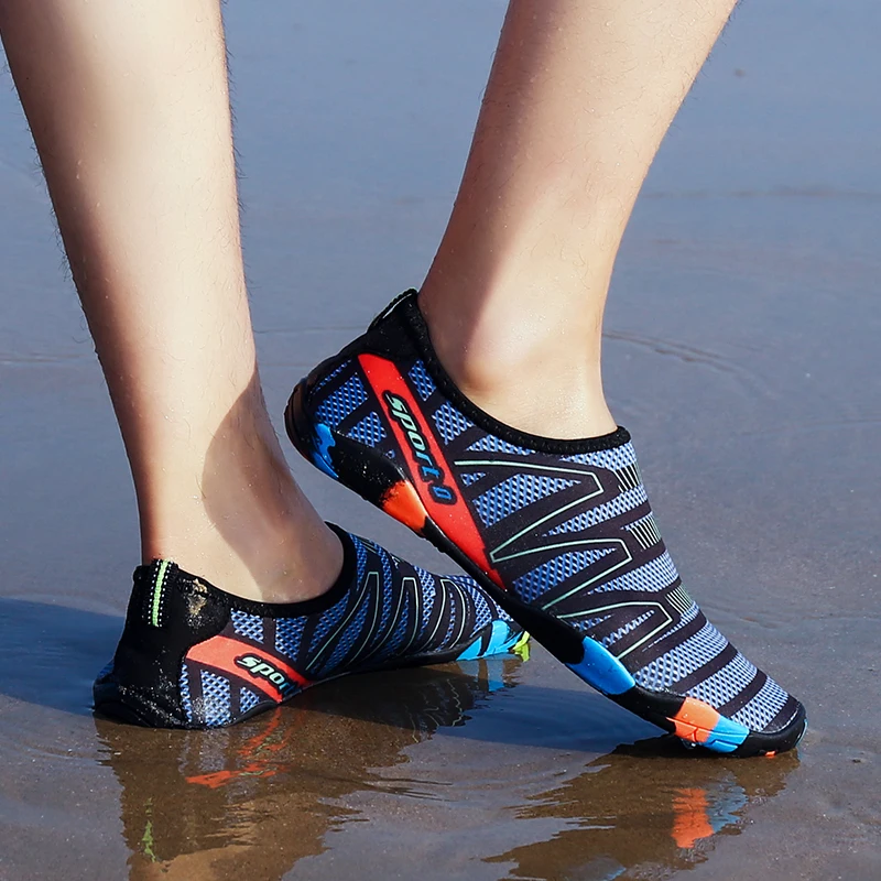 

Amazon Customized Popular aqua shoe High Quality Outdoor Beach Aqua Shoes, Request