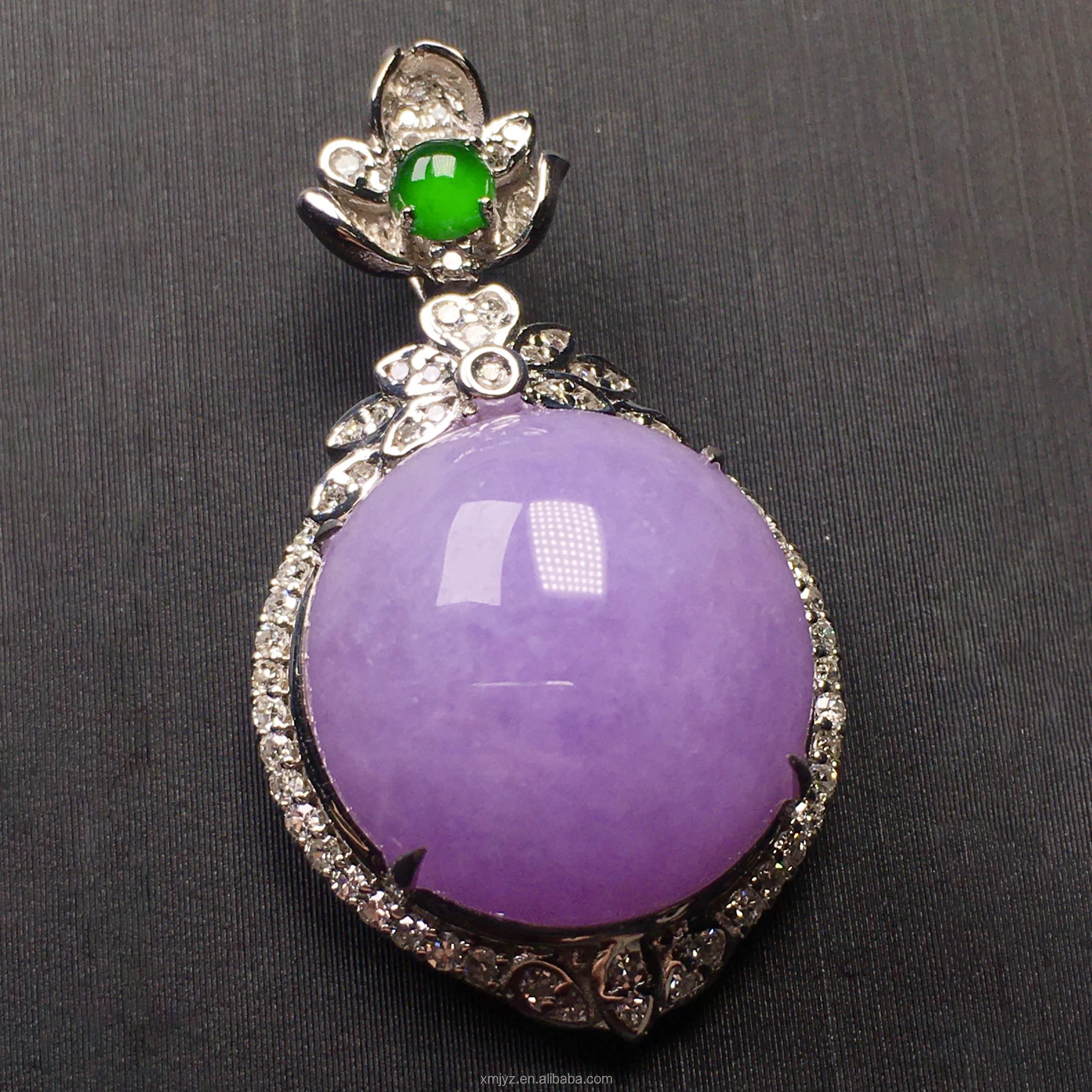 

18K Gold Diamond Pendant A Grade Jadeite Ruyi Guanyin White Gold Green Purple Jade Buddha Pendant Necklace