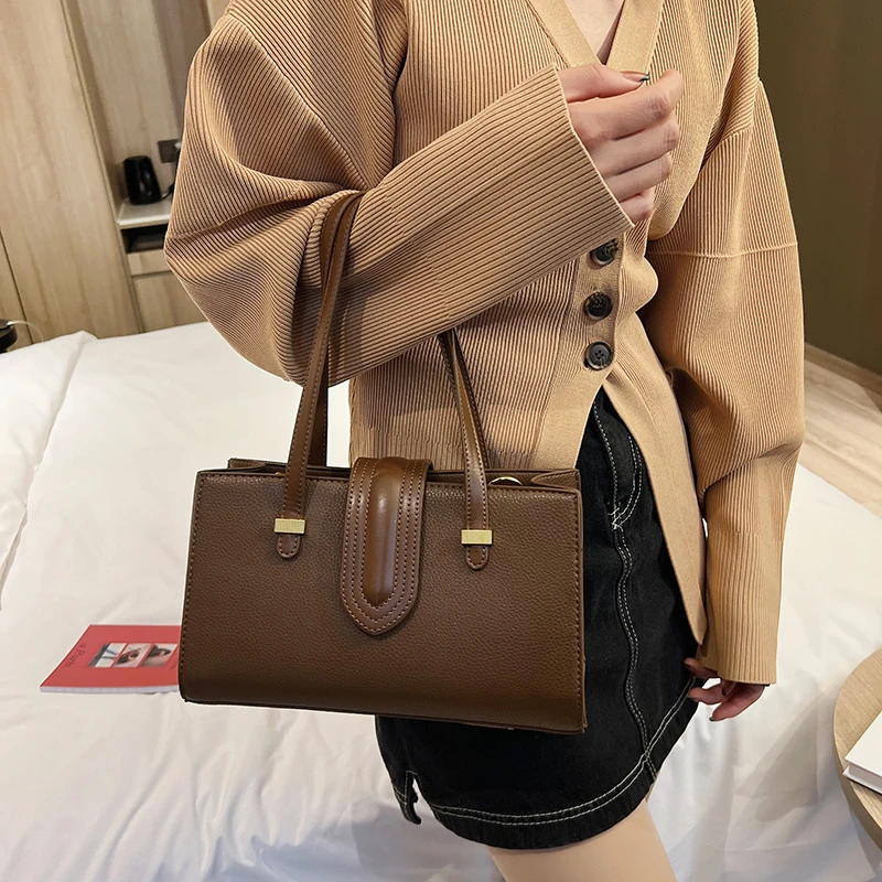 

Office Ladies 2022 Ins High Quality Designer Solid Shoulder Messenger Purses Fashion Luxury Women Bags, As show or custom you like color