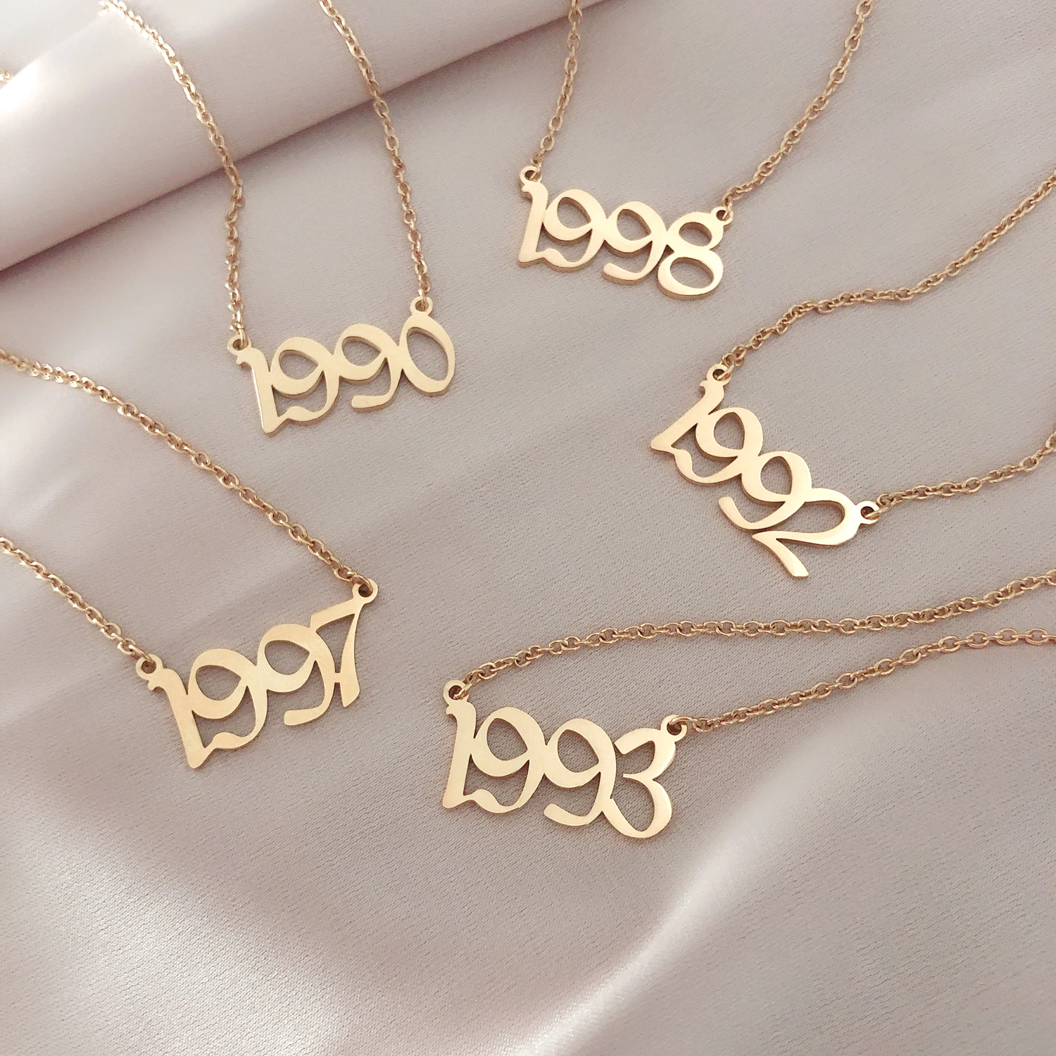 

High quality PVD plated women stainless steel Arabic Number necklace birth year necklace