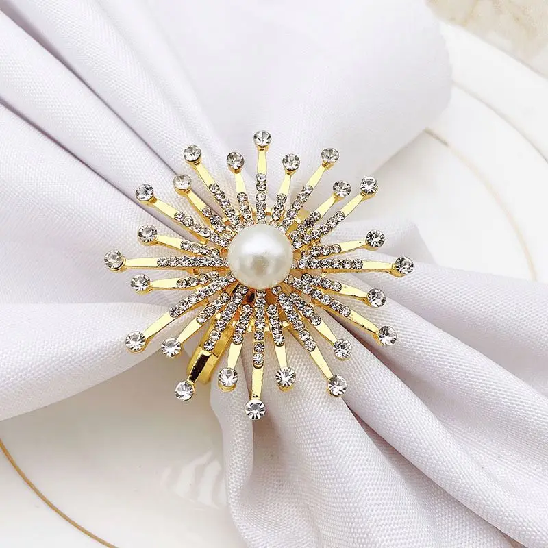 

Advanced Crystal Flower Napkin Buckle Clear Rhinestone Napkin Ring For Wedding Banquet Decoration