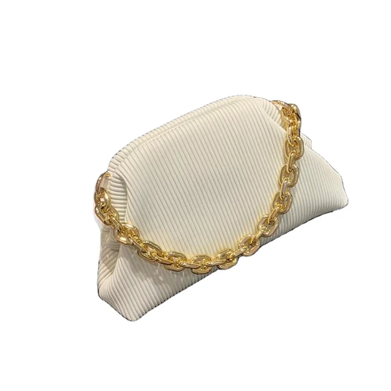 

TWOTWINSTYLE Patchwork Chain Metal Hit Color Fashionable Cloud Bag Female