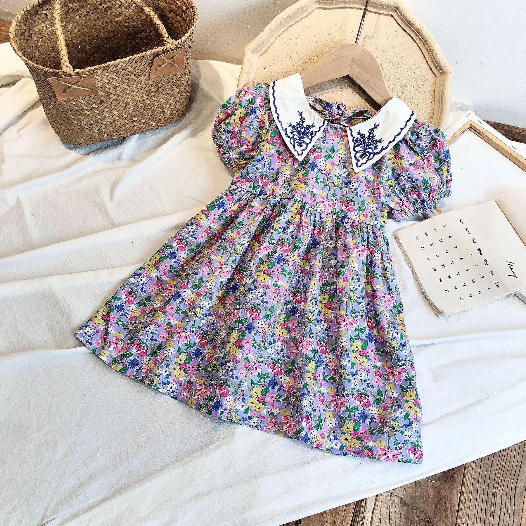 

RTS new hot selling fashion girl's western style floral children's Korean halter skirt baby princess kids dress