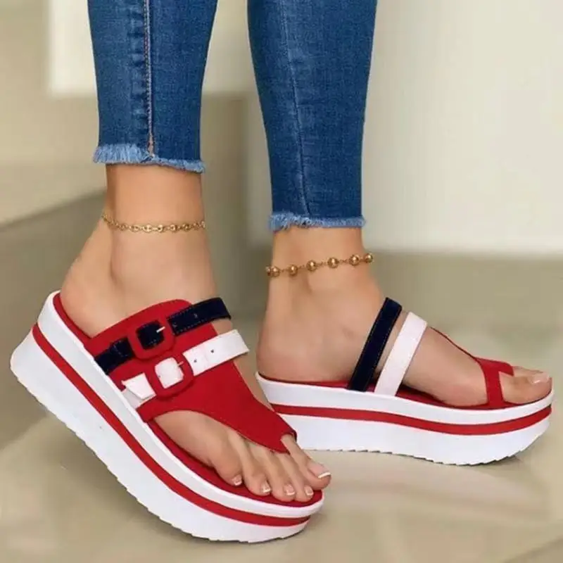 

2021 new arrivals summer trendy slip on wedge sandals women platform flip flops casual flat shoes, 2 colors as picture
