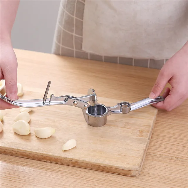 

Aluminum Alloy Multifunctional Handheld Garlic Crusher Kitchen Accessories