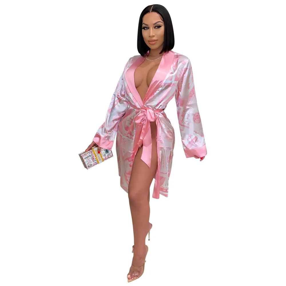 

Wholesale CUSTOM Dollar Printed Loose Girl Bathrobe Fashion Women Satin Robe Long Sleeve Ladies Night Robe Adult Bathrobes