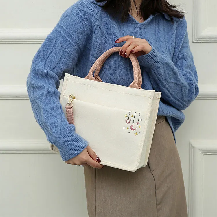 

Wholesale Large Capacity Tote Hand Bags Durable Canvas Cotton Embroidered Women Handbags For Shopping