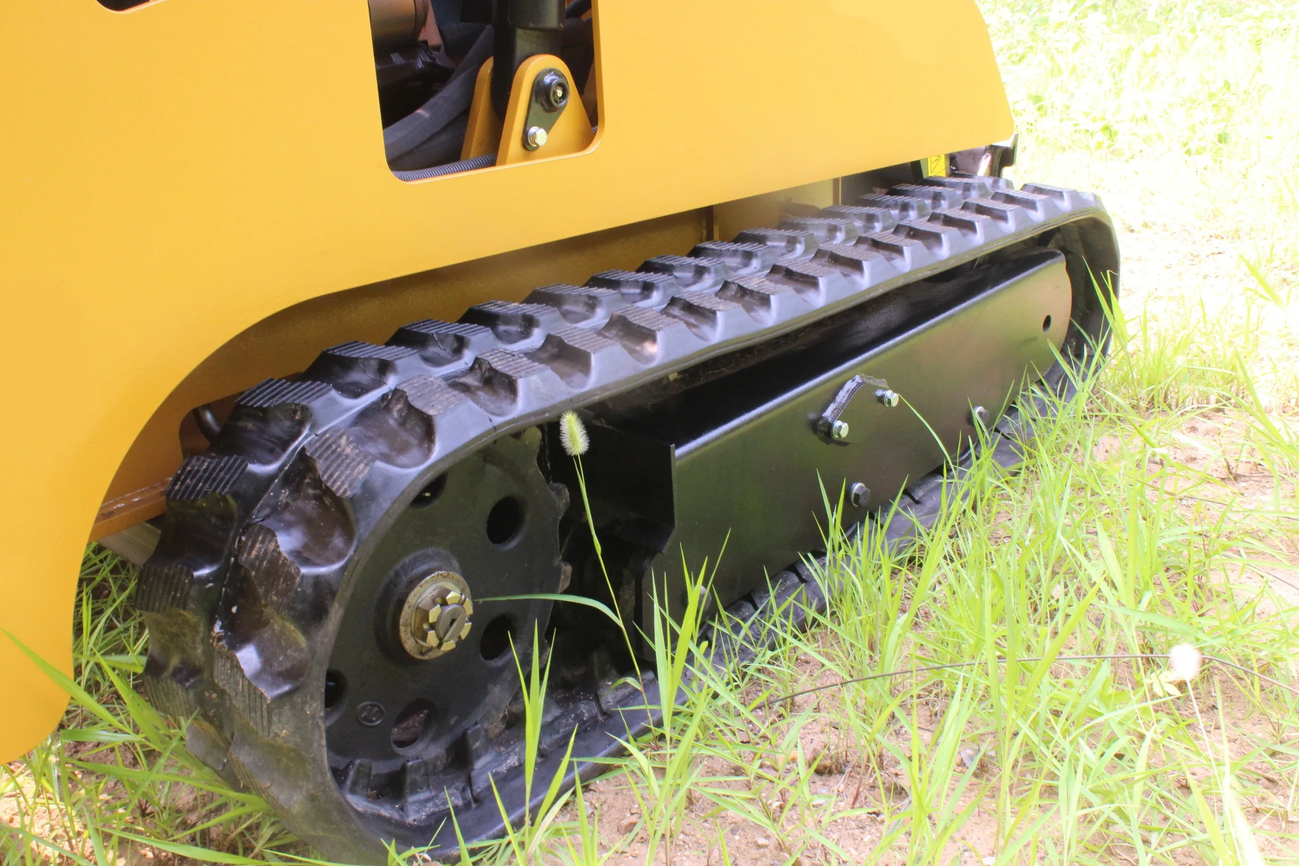 Farm Machinery 25hp Micro Trenching Digging Machine Mini Trencher