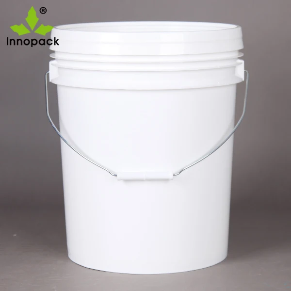 5 gallon plastic pails with lids