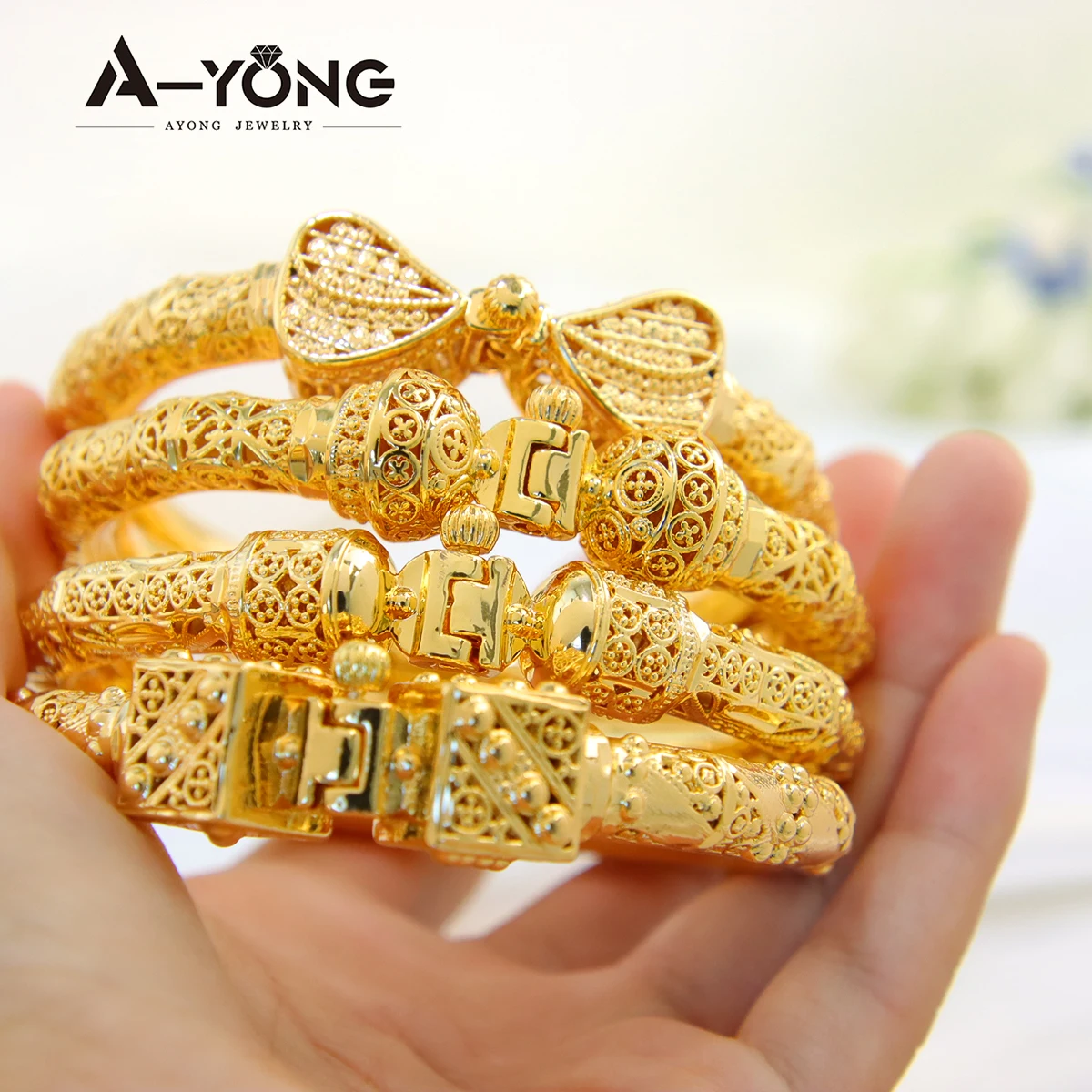 

Wholesale Products Best Selling Products 2023 Fashion Jewelry Bracelets Bangles Luxury Women's Bracelet Design