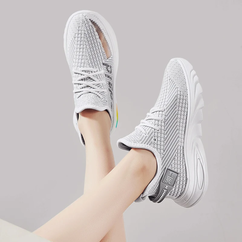 

2020 Hot sale breathable mesh lightweight fashion women casual sports shoes ladies sneakers women, Optional