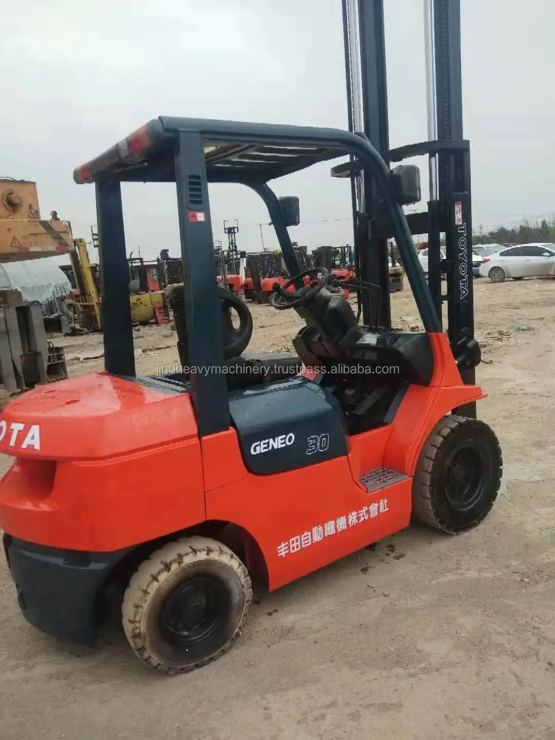 toyota fd30 forklift.jpg