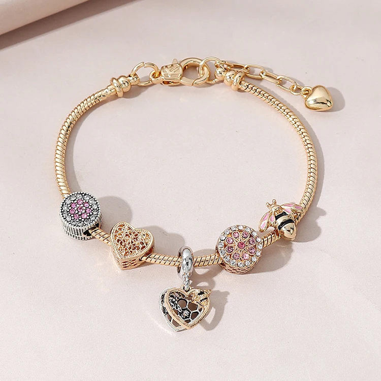 

Luxury Real Gold Plated CZ Cubic Zirconia Heart Charm Bracelet Rhinestone Crystal Heart Bee Charm Bracelet