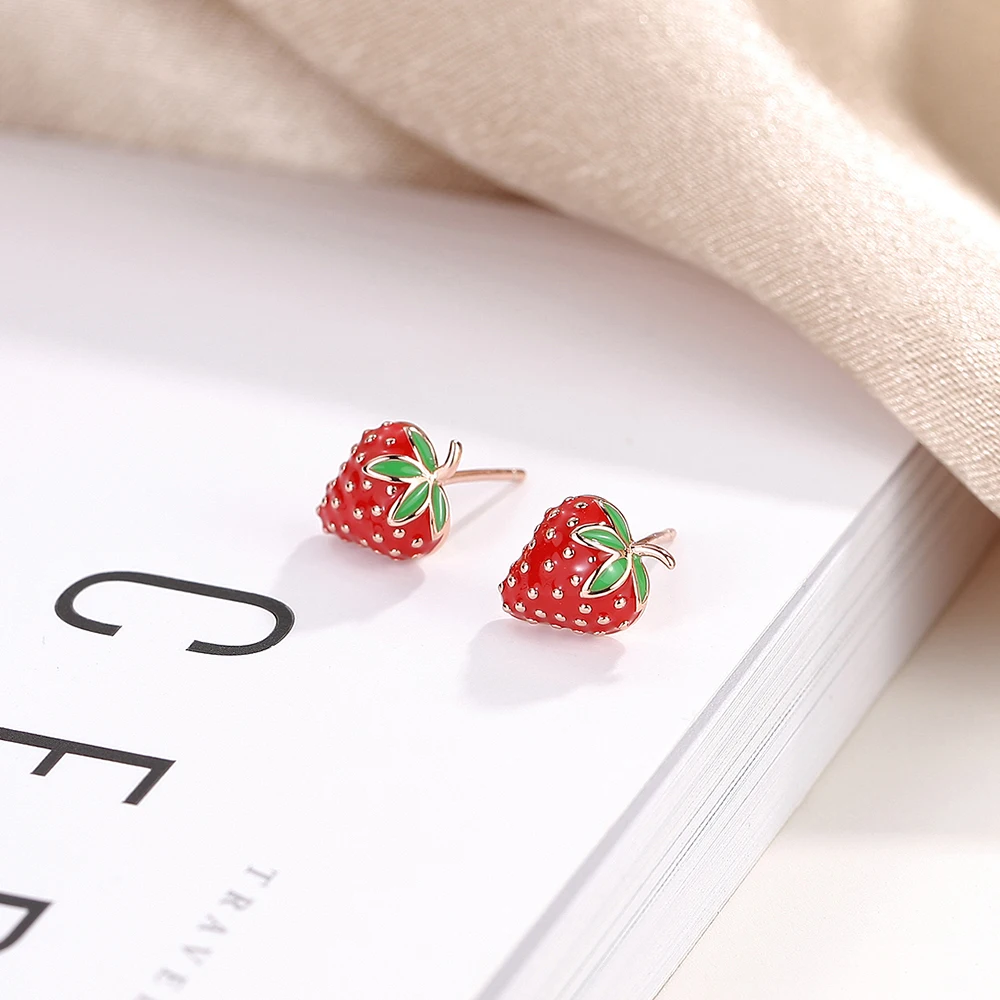 

2021 925 Sterling Silver Food Fruit Strawberry Stud Earrings 18k New Fashion Gold Plated Jewelry For Women, Picture