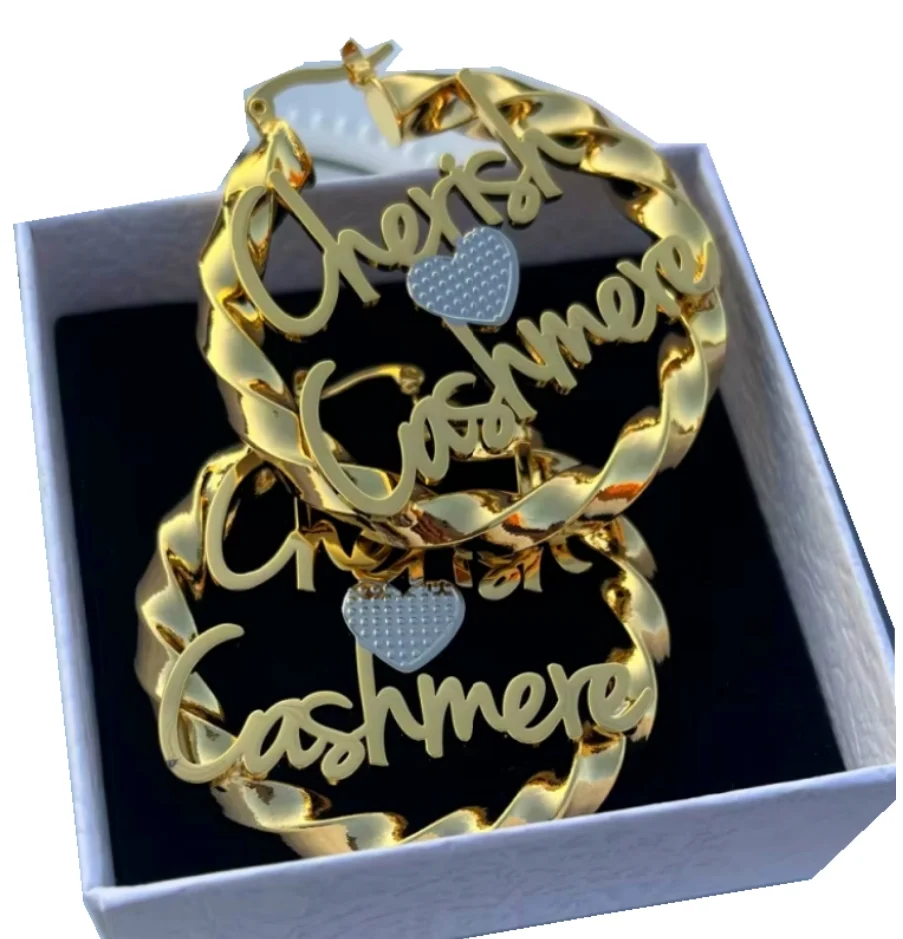 QIUHAN Personalized Round Shape Double Color Nameplate Earrings Custom Twist Name Earrings for Girl's Jewelry