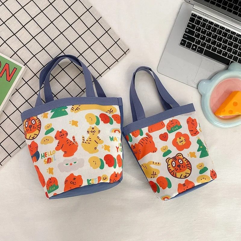 

New large-capacity tote bag with cartoon canvas bucket bento bag for picnic