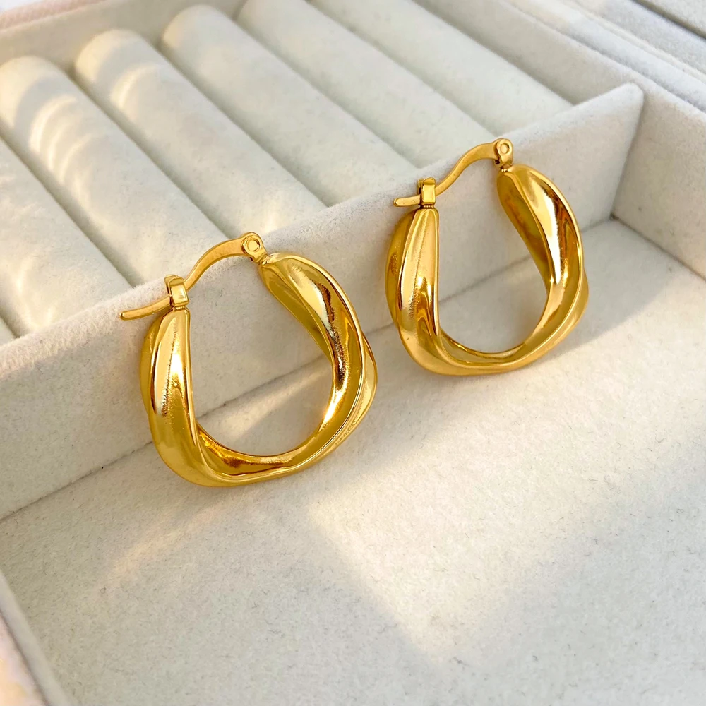 

Titanium Steel Gold Plated Hot Twisted Pattern C-shaped Earrings Fashion Jewelry 2024 Stainless Steel Gold Plated Earrings
