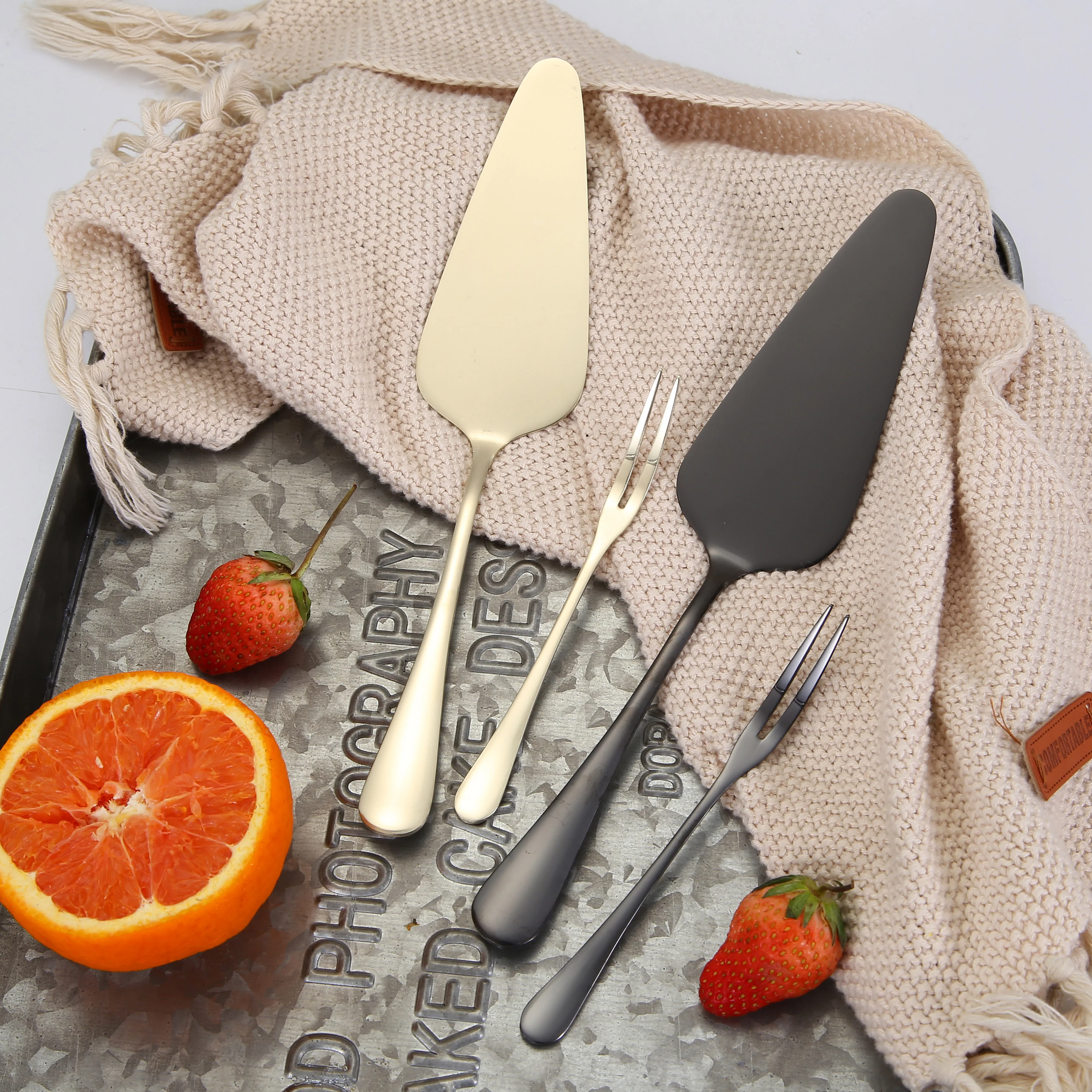 

New Style Fashional Stainless Steel Cake Shovel Fork For Cake Fruit, Customized