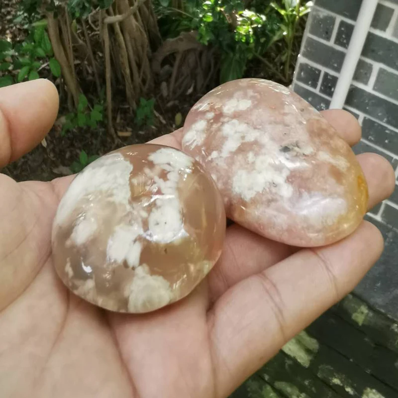 

Natural Cherry Blossom Agates stone Accessories on hand Nonporous