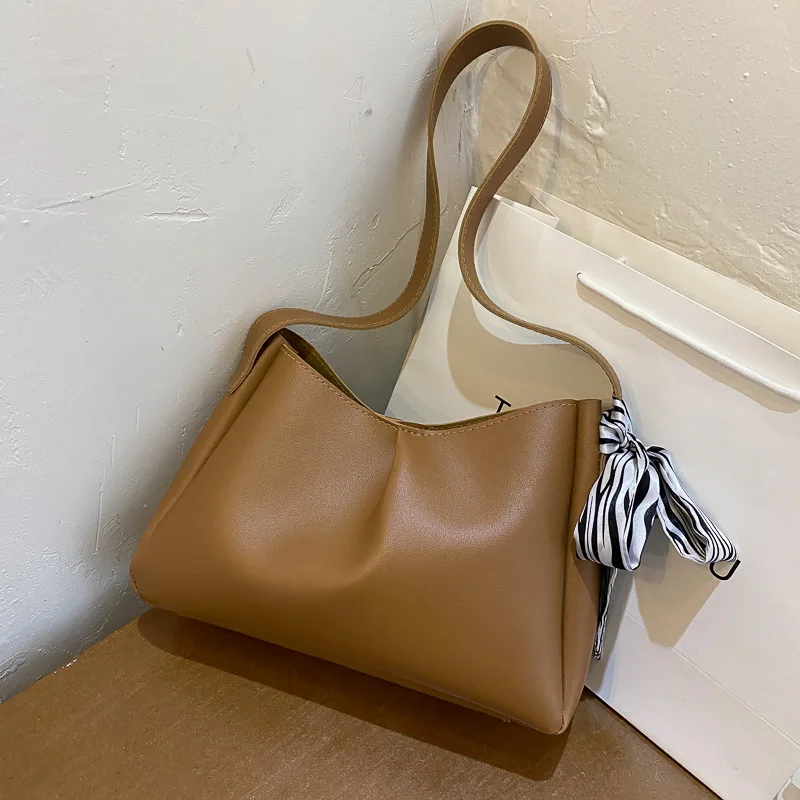 

2021 Simple Design Scarves Lady Shoulder Leather Ladies Bags Underarm Handbag Sling Bag For Women, As picture